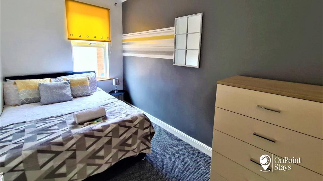 Lovely Spacious 5 Bedroom Home Near Chester City Centre Екстер'єр фото
