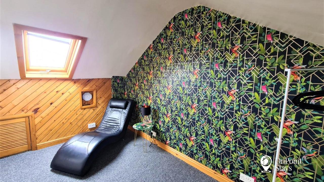 Lovely Spacious 5 Bedroom Home Near Chester City Centre Екстер'єр фото